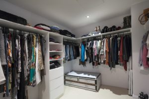 well-organized-closet